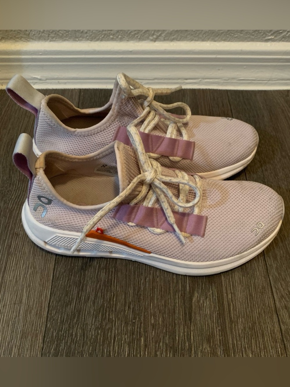 On Running Women’s Sneakers in Lilac  with White Soles